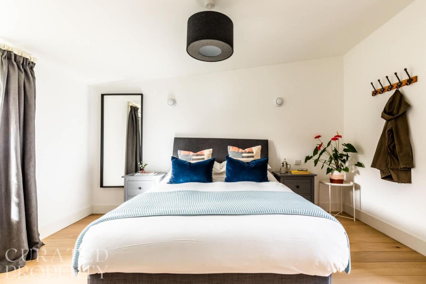 Stunning 5 Bedroom New Build With Amazing Views! Bath Exterior foto